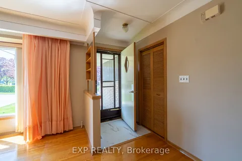 402 Kerman Avenue, ON L3M 3X1
