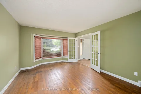 62 Parks Edge Close, ON N6K 3P8