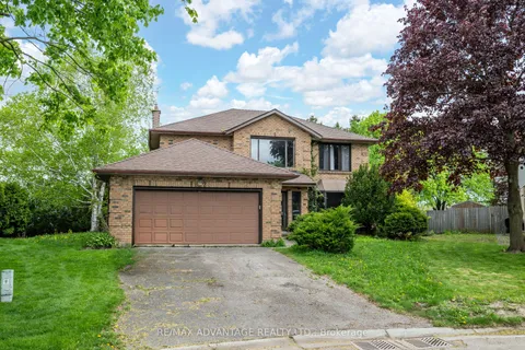 62 Parks Edge Close, ON N6K 3P8