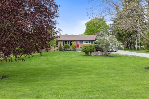 5270 Trafalgar Street, Thames Centre, ON N0L 1G4