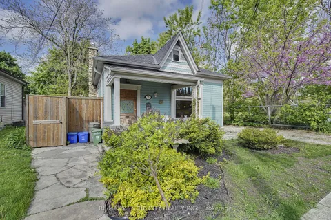 21 Queens Place, ON N5W 3V7
