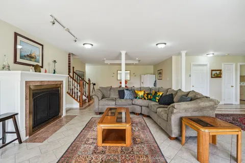 139 Old River Road, ON K0E 1R0