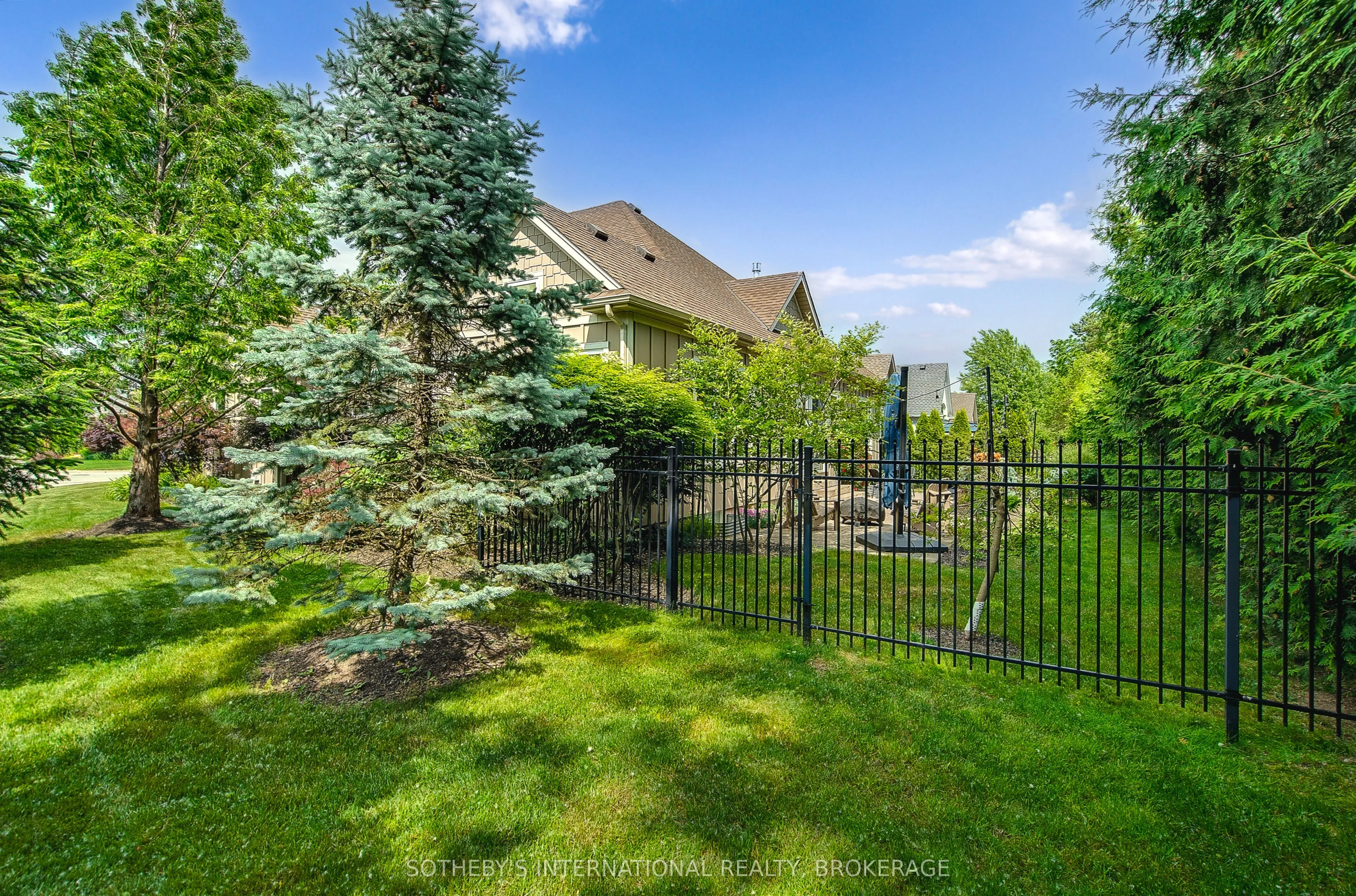 1 Stoneridge Crescent, ON L0S 1J1