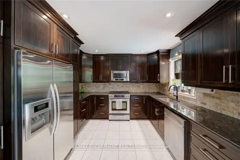 786 Upper Horning Road, ON L9C 7R4