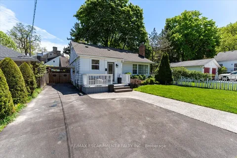 23 NELLES Boulevard, ON L3M 3P9