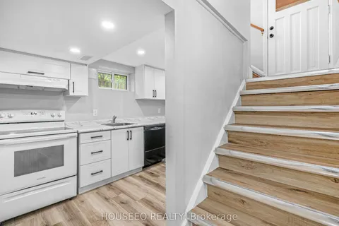 718 Leroy Avenue, ON N5Y 4G5
