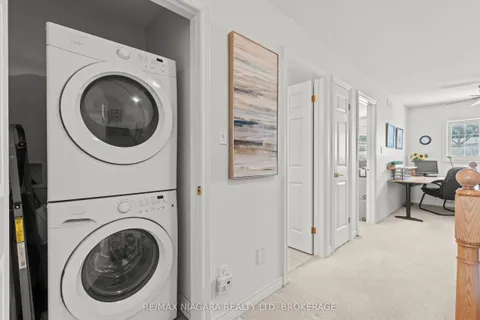 1069 Beach Boulevard, ON L8H 6Z9