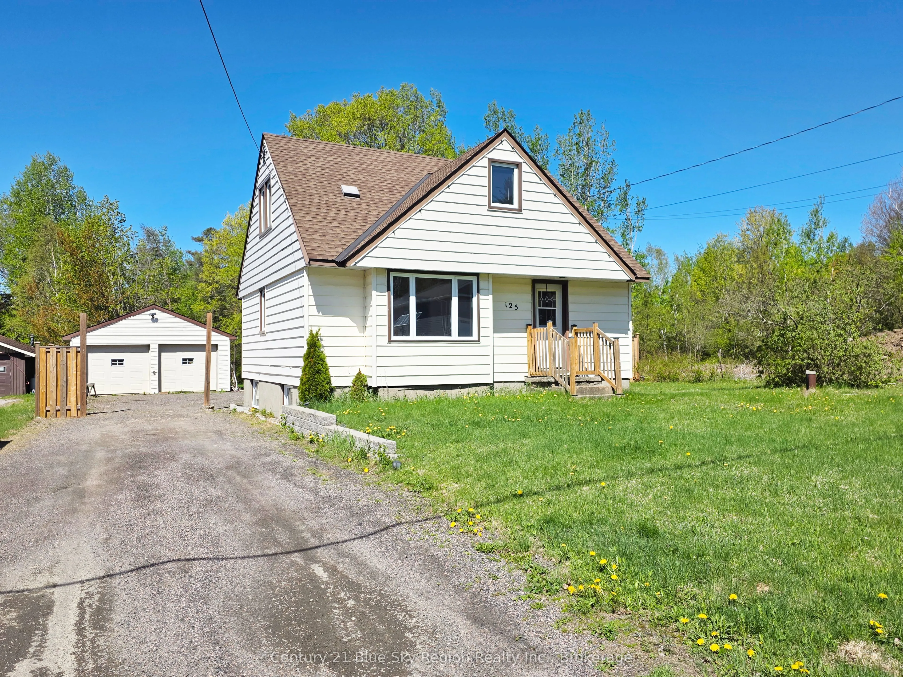 125 Larocque Road, ON P1B 8G3
