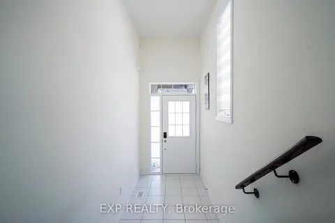 11 Highlands Boulevard, ON L0A 1G0