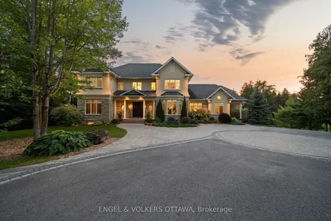 1408 Blackhorse Court, ON K4M 0A6