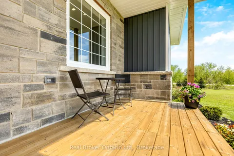 142401 15 Side Road, ON L9W 7K9