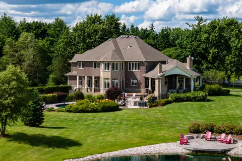 1532 6th Concession Road, ON N0B 1L0