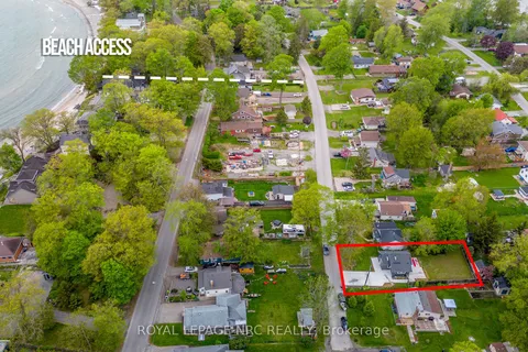 10556 Woodland Drive, ON L3K 5V4