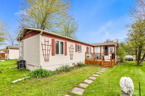 5279 County Road 17 Road, ON K0B 1A0
