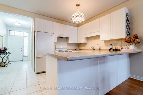 192 Willowlanding Court, ON L3C 7L8