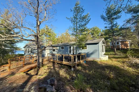 1020 Island 35, Stoney Lake N/A, ON K0L 2H0
