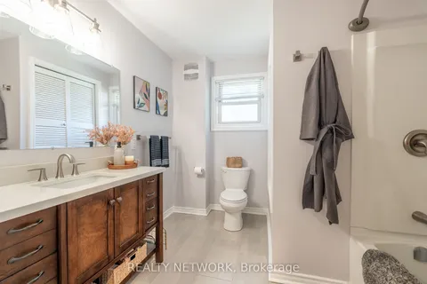 75 Parnell Road, ON L2M 1V8