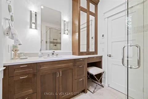 350 Cunningham Avenue, ON K1H 6B4