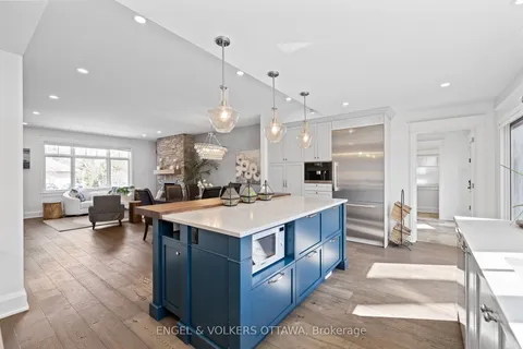 350 Cunningham Avenue, ON K1H 6B4