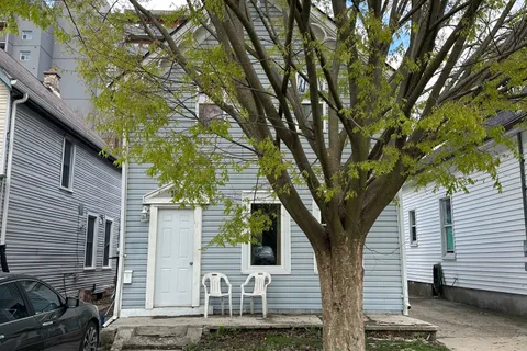 186 Clarence Street, ON N6B 2J7