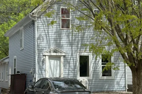 186 Clarence Street, ON N6B 2J7