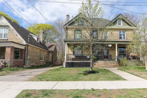 481 English Street, ON N5W 3T6