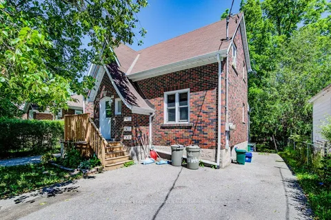 98 Waterloo Street, ON N2J 1X9