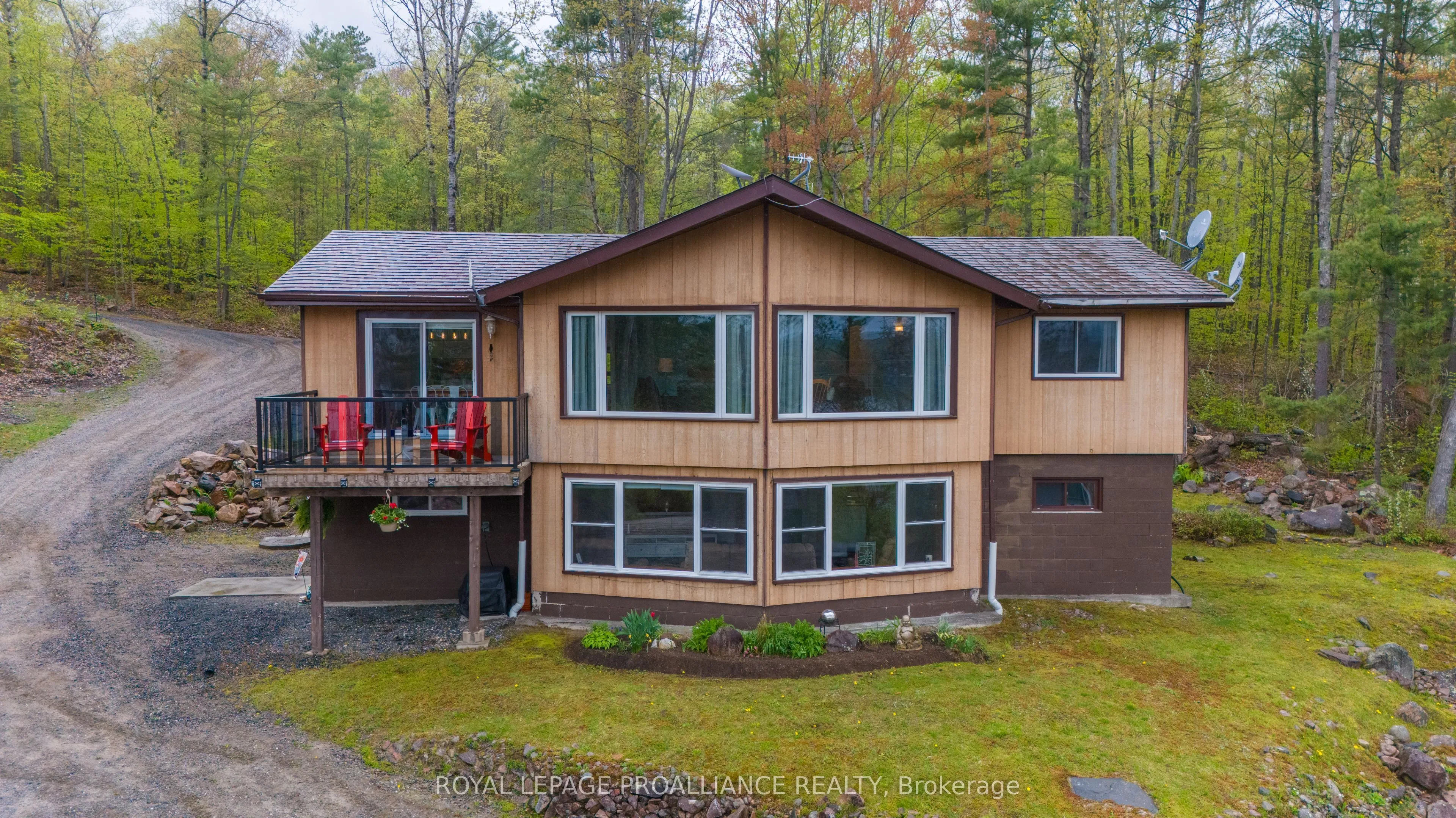 17206 Highway 41 N/A, ON K0H 1K0
