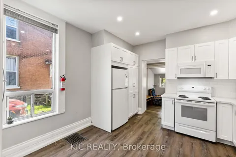 762 Water Street, ON K9H 3N6