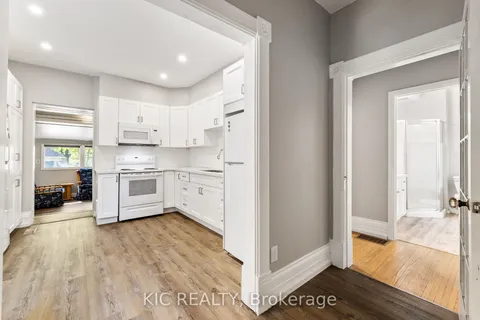 762 Water Street, ON K9H 3N6