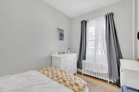 209 Fifth Avenue, ON K1S 2N1