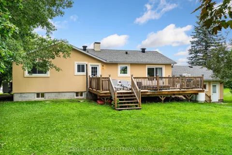 5 Murphy Court, ON K2W 1B7