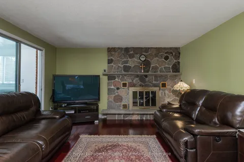 653 Lakeshore Drive, ON P1A 2G1