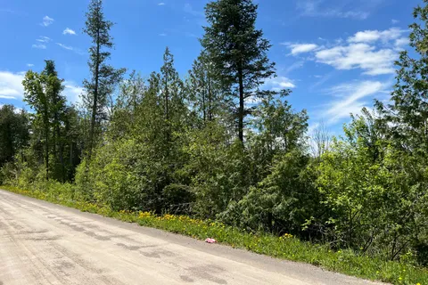 1970 River Road, ON K0L 2B0