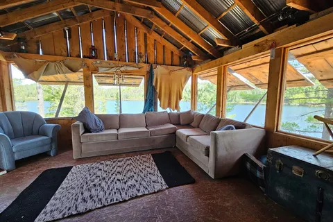 16 Hansen Lake Island A Island, ON P0J 1N0