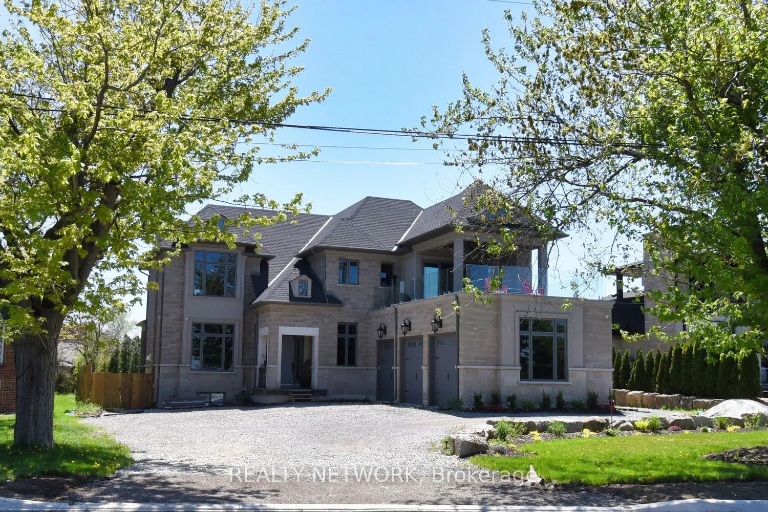 68 Mountain Brow Boulevard, ON L8T 1A4