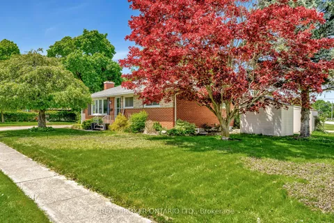 1017 Braeside Street, ON N4S 4T3