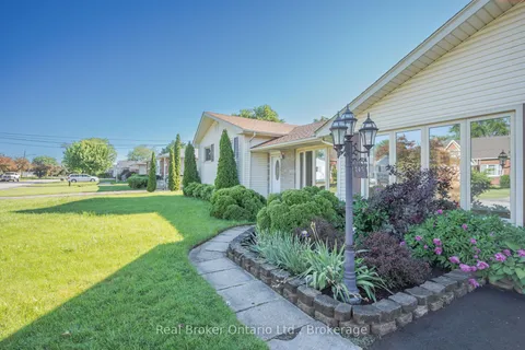 245 Marshall Avenue, ON L3C 2N3
