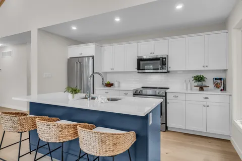 3179 Muskoka Road 117 N/A, ON P0B 1A0