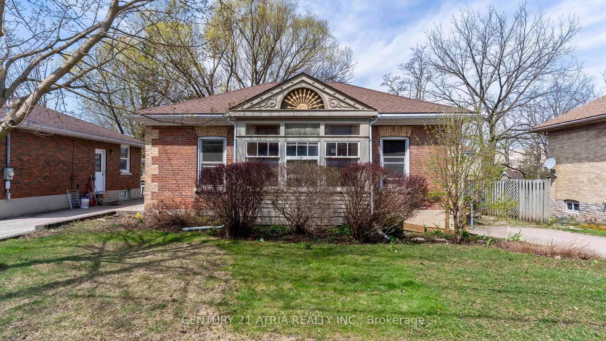 130 Wellington Street, ON N4X 1A6