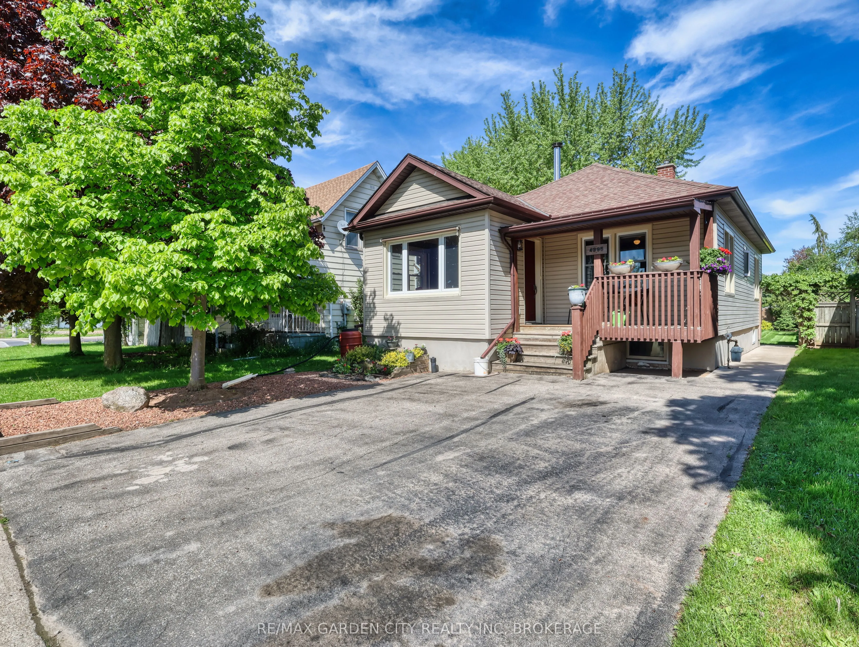 4395 Ontario Street, ON L0R 1B0