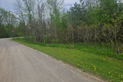 7 Grantham Road, ON K7V 3Z8