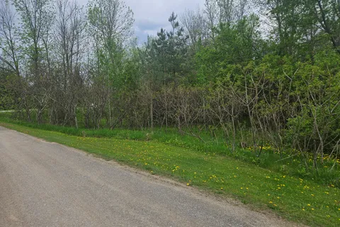 7 Grantham Road, ON K7V 3Z8