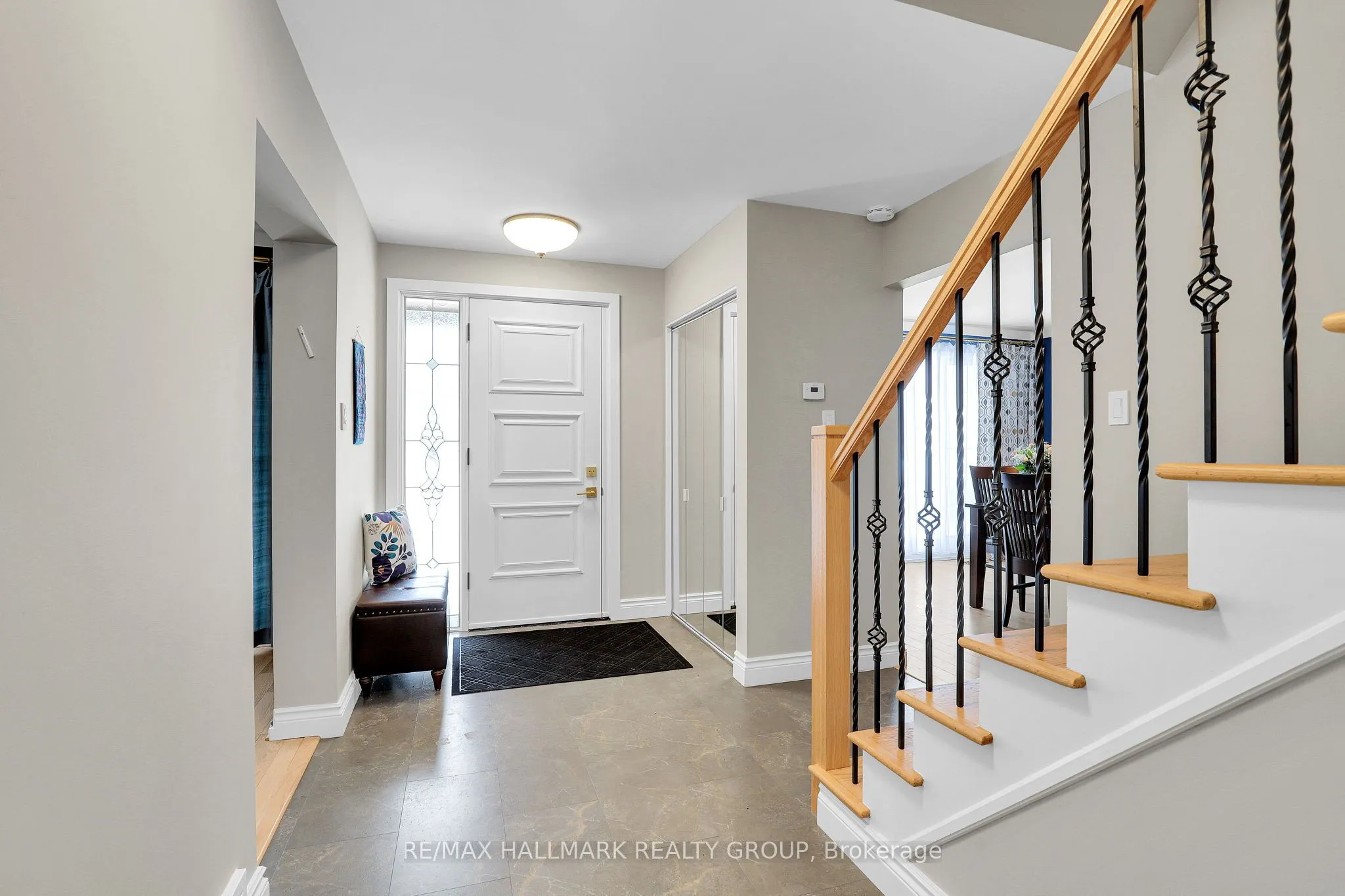 1712 Playfair Drive, ON K1H 5S6