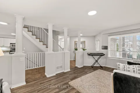 1136 Foxcreek Road, ON N6G 0C3