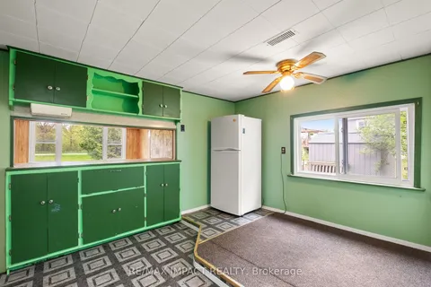 5372 Young Street, ON K0K 2H0