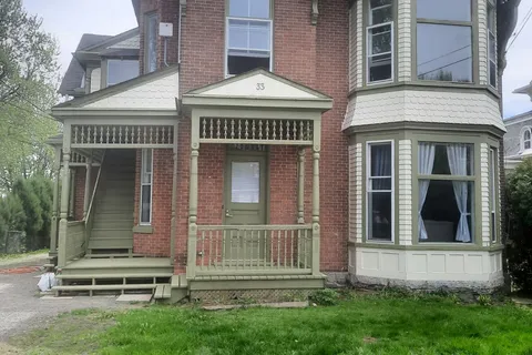 33 Lakeshore Drive, ON K0C 1X0