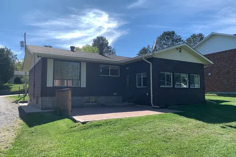 107 Albert Street, ON P0A 1Z0