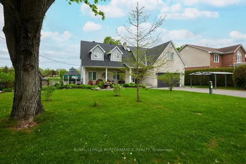 6099 James Bell Drive, ON K4M 1B3