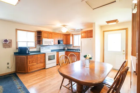 146 Albert Street, Belleville, ON K8N 3N4